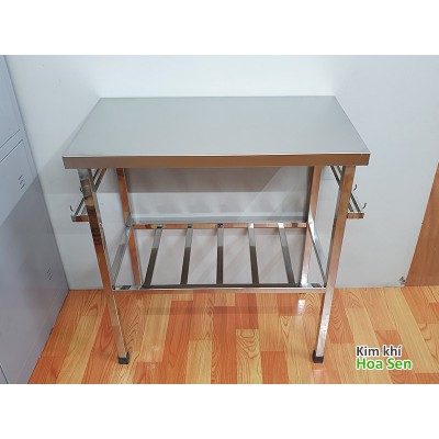 Bàn chặt 2 tầng nhỏ có cài dao Bàn chặt 2 tầng nhỏ có cài dao