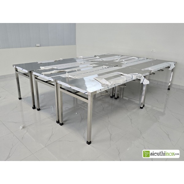 Bàn inox 304 xuất xưởng cho khách hàng ở khu công nghiệp Đài Tư