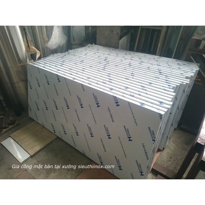 Bàn chặt inox 2 tầng Bàn chặt inox 2 tầng