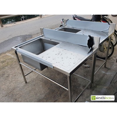Chậu rửa công nghiệp 1 hố, có bàn để đồ bên cạnh