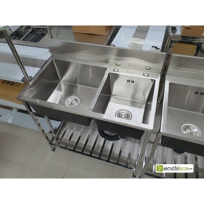 Chậu rửa 2 hố lệch kèm chân, có thành chắn, 8245LTC Chậu rửa 2 hố lệch kèm chân, có thành chắn, 8245LTC