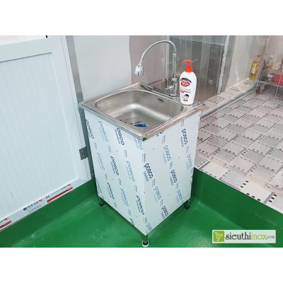 Chậu rửa A8 có chân và quây