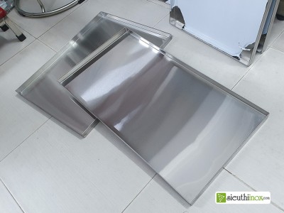 Khay inox hứng nước thừa dùng trong tủ bếp, dưới kệ chạn