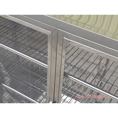 Tủ úp ca cốc trường học, có lan can