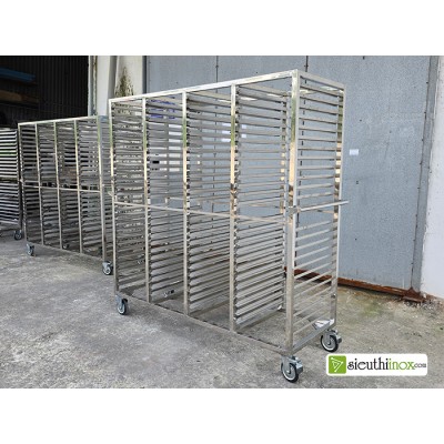 Xe đẩy chia khay loại để được 200 khay cơm Xe đẩy chia khay loại để được 200 khay cơm