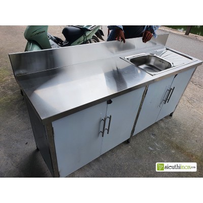 Xuất bàn bếp cho khách ở Định Công, Hà Nội