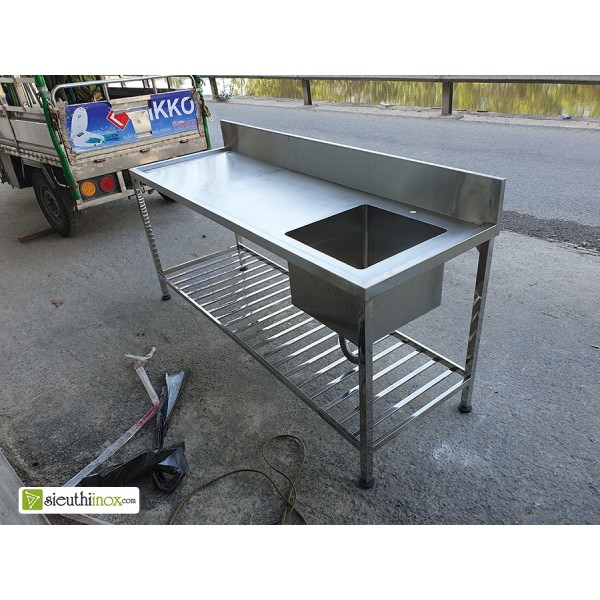 Xuất bàn bếp và chậu rửa cho cửa hàng bán đồ ăn ở Ngụy Như Kon Tum, Thanh Xuân Xuất bàn bếp và chậu rửa cho cửa hàng bán đồ ăn ở Ngụy Như Kon Tum, Thanh Xuân