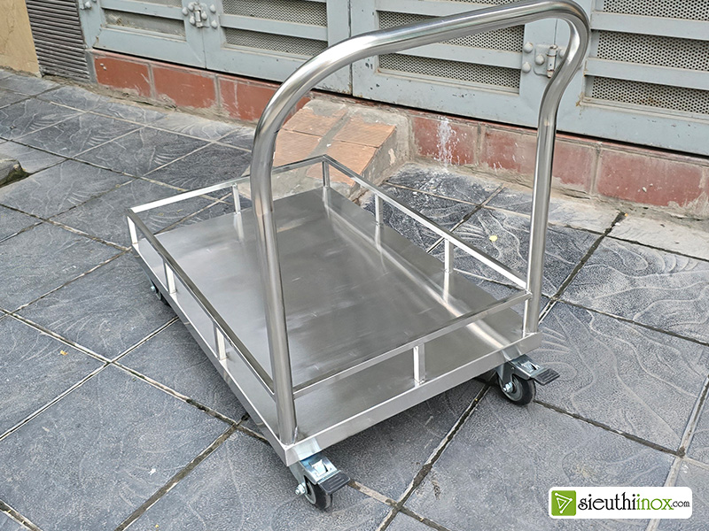 xe đẩy inox 1 tầng 100x60 có lan can chắn